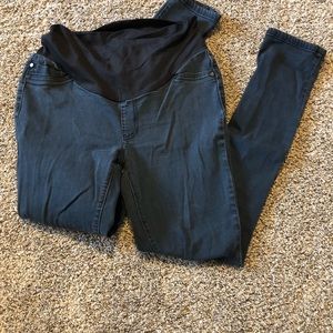 Black skinny maternity pants